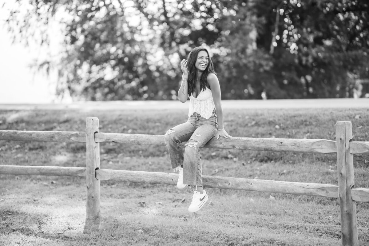 Vermont-Senior_Photographer-Sydney-brynn16