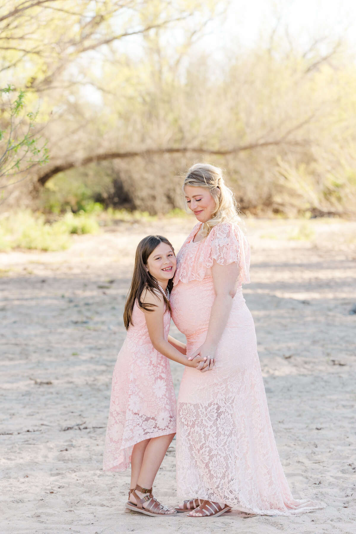 MATERNITY031222-19