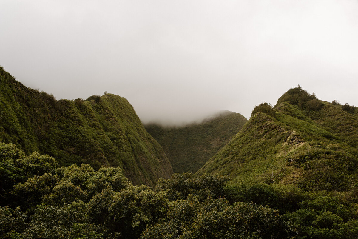 iao_valley_maui_hawaii
