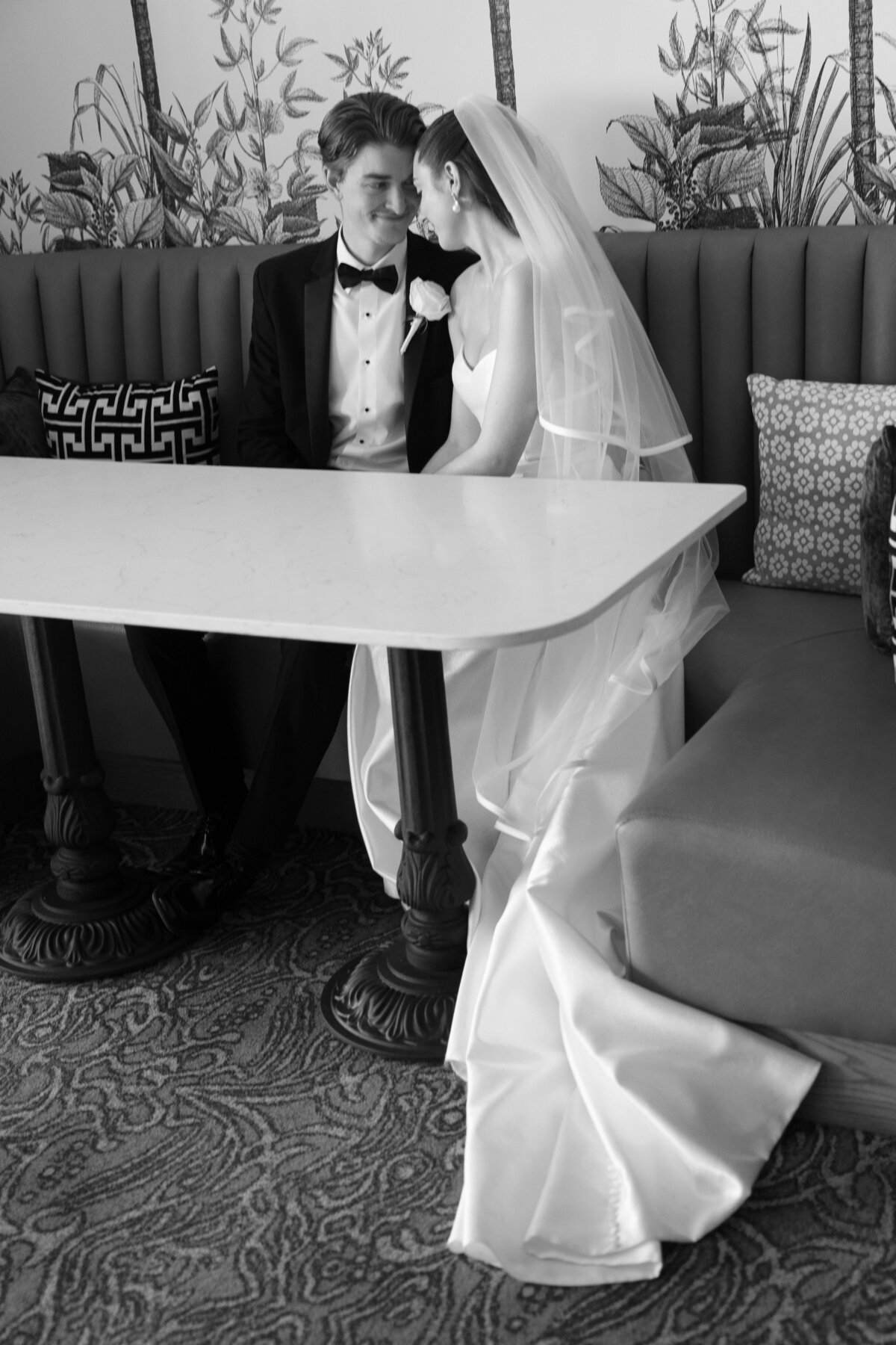 Mallory + Drew Sneak Peeks-Mariah Jones Photography-22