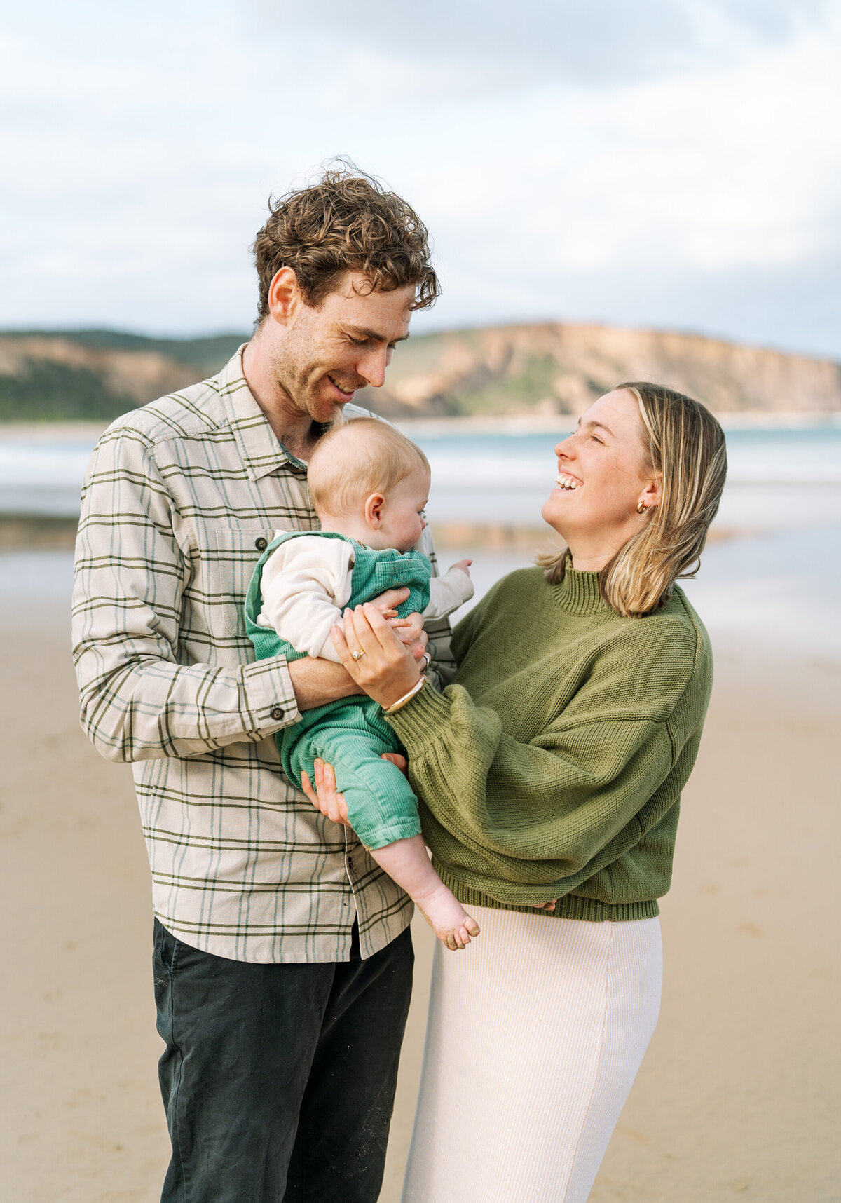 Great-ocean-road-beach-family-photoshoot-bobby-dazzler-photography-25