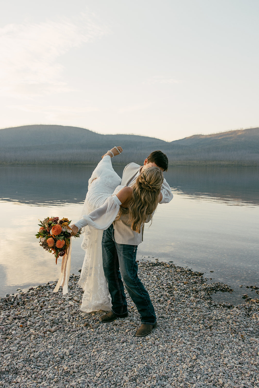 presley-gray-photo-glacier-national-park-elopement-0171