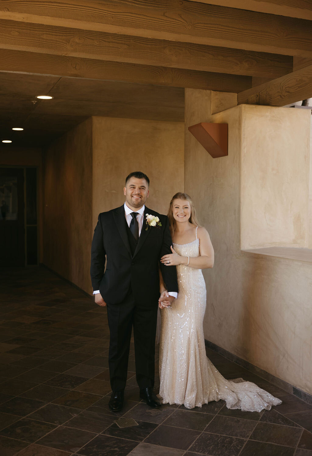 pretty-palm-leaf-event-co-molly-and-rodrigo-wedding-in-serra-plaza-8