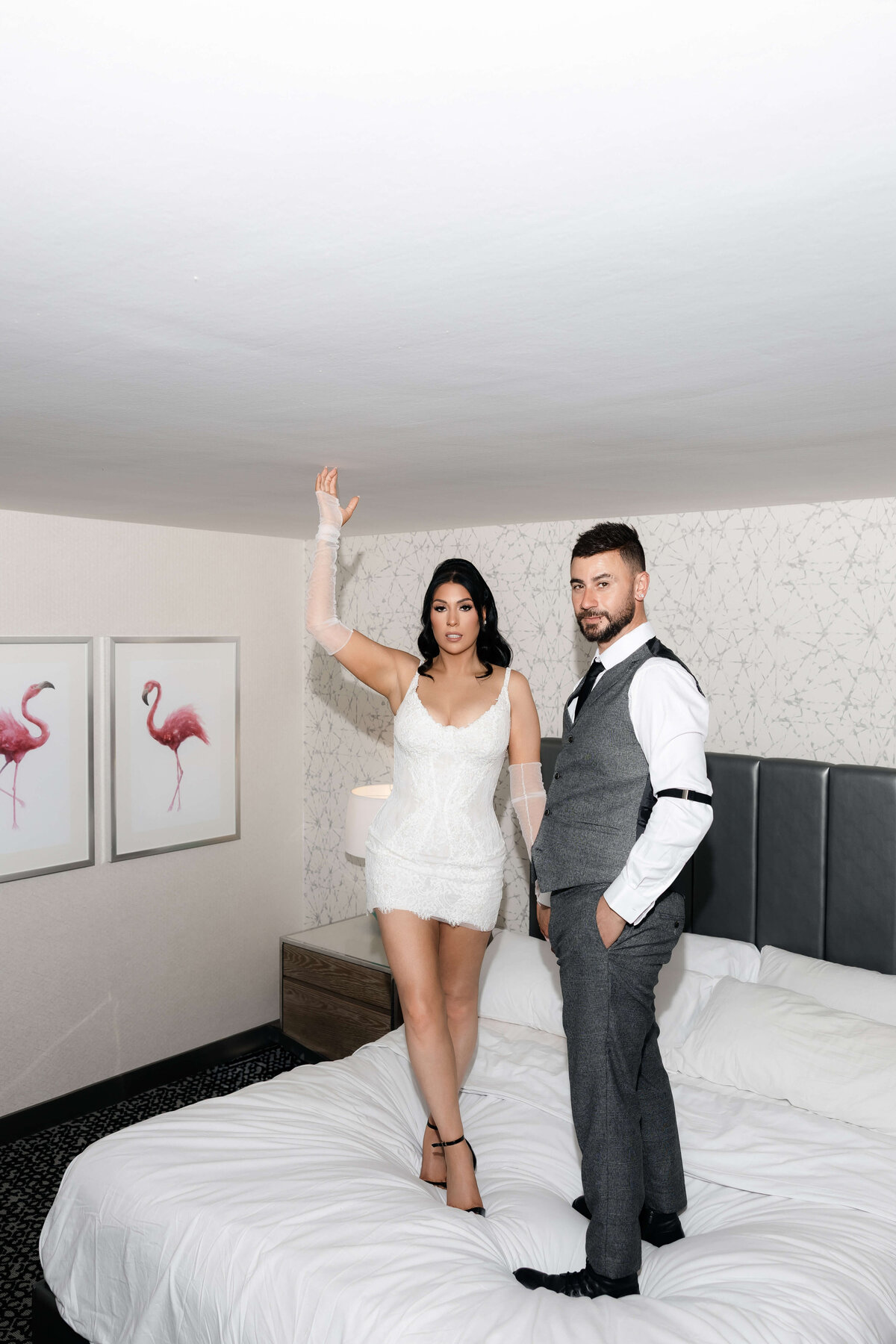 11riskyexposure_aimee-adrian_las-vegas-elopement-photography