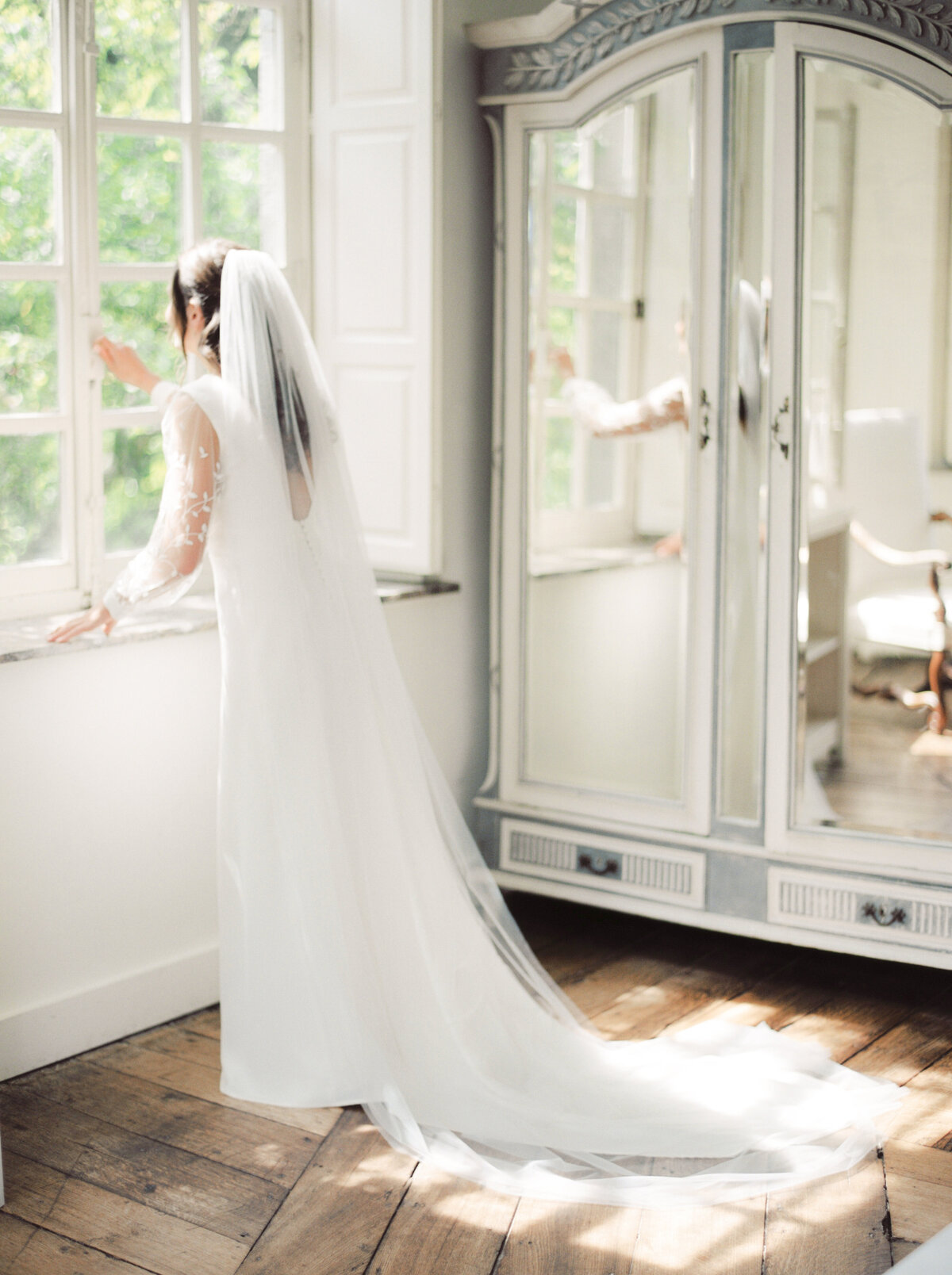 48-Olivia_Poncelet-Film-Photographer-Mariage-Chateau-de-la-Rocq-RH-WEB-72