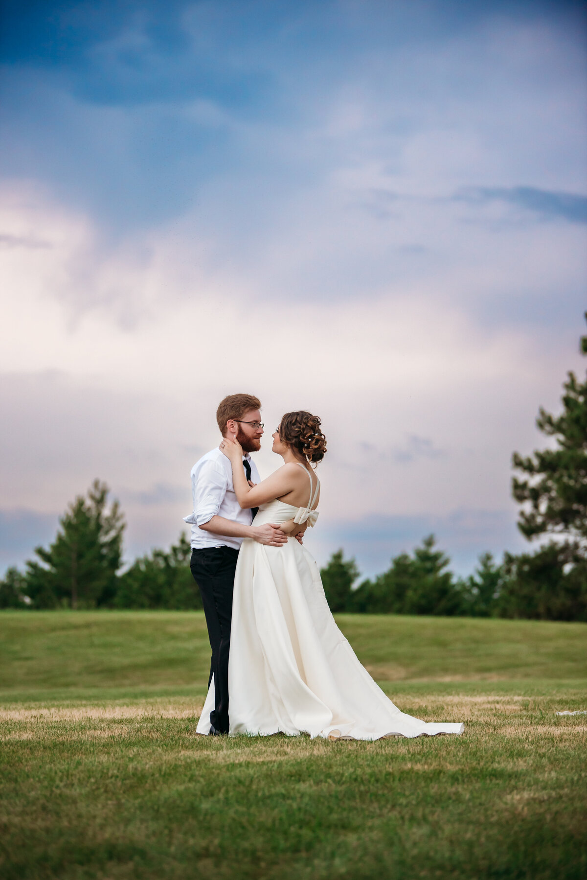 Vesper-and-Vow-Bemidji-Minnesota-wedding-and-elopement-photographer-coordinator-planner-elegant-moody-storm-portraits