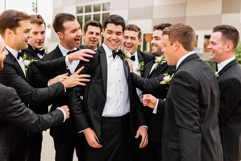 Classic Wedding at City Church of Evansville with Reception at ECC132