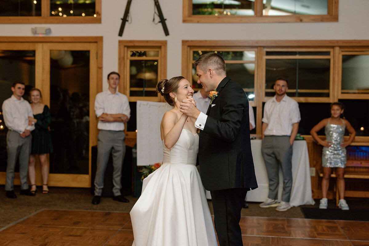 sussex-ski-lodge-wedding-143
