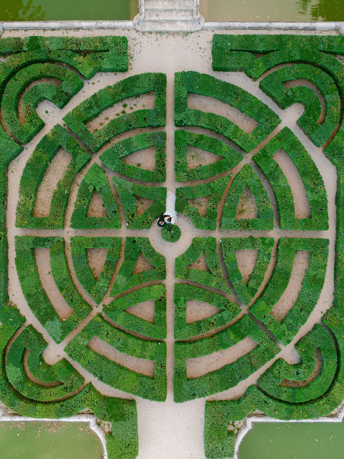 WhiteEdenWeddings_Chateau_de_la_Gaude_WEDDING-24