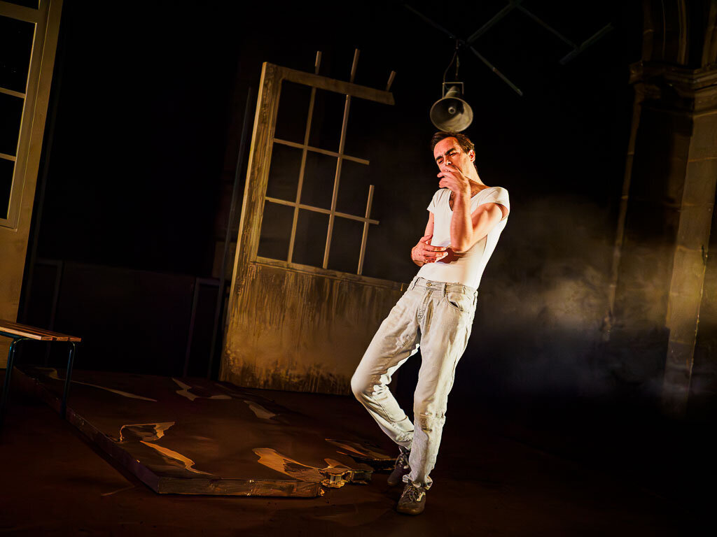 L'ECLIPSE Générale mise en scène Leslie Bernard, Matthias Jacquin ©Marie Charbonnier-068