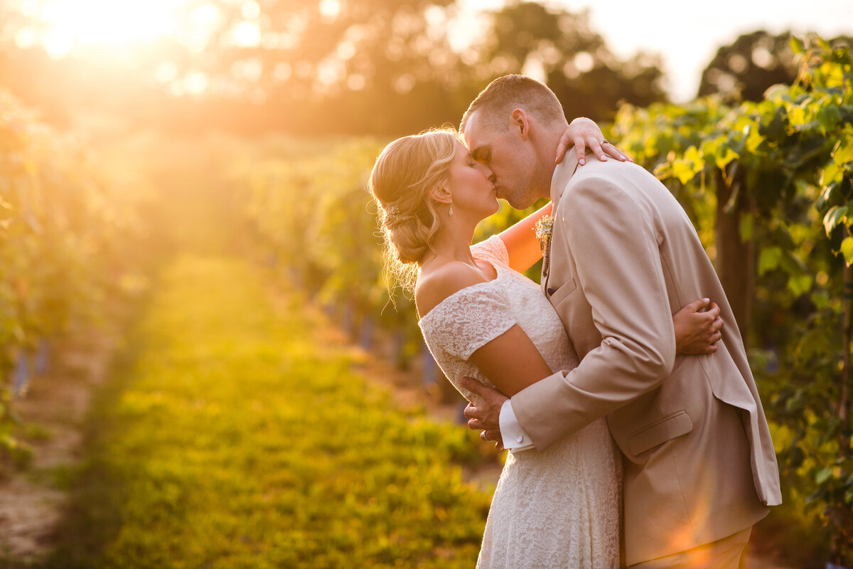 Sycamore at Mallow Run Winery Wedding Sunset Vineyards Indiana_