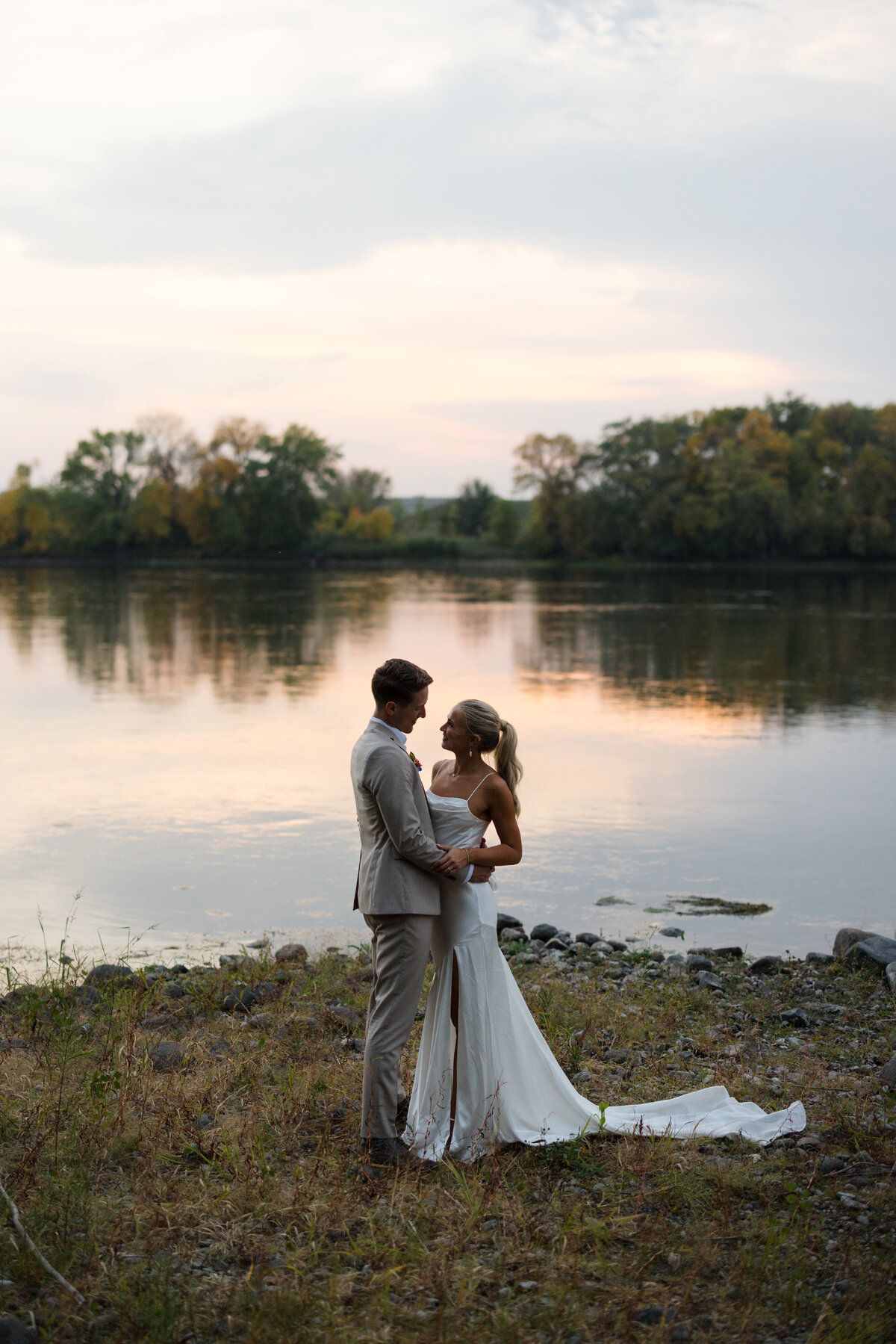 Backyard-Wedding-Rogers-MN-B&S-Will-DeGraw-Clever-Disarray-107