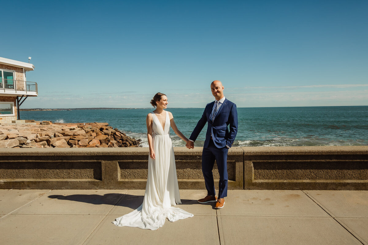 Nicole-Marcelle-Photography_036_towers-narragansett-wedding-katrina-evan