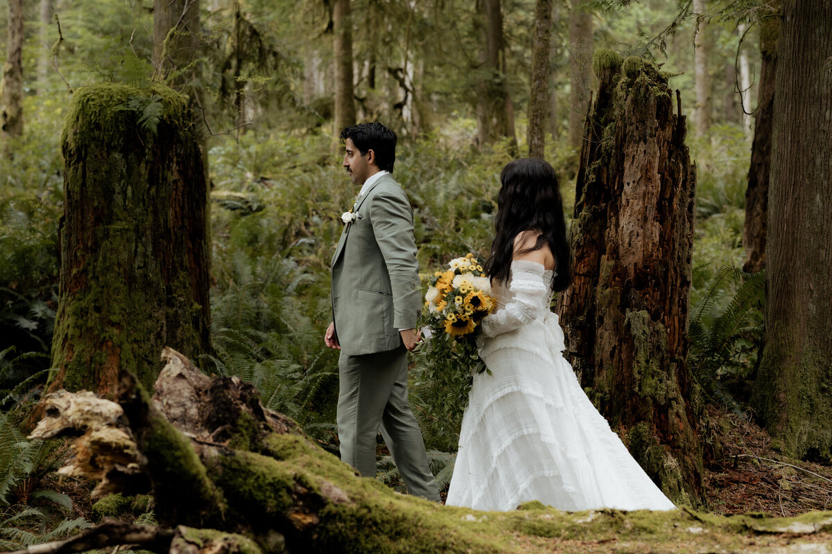 jamie-and-brian-chelsea-brown-photo-sunshine-coast-bc-wedding-photographer-202
