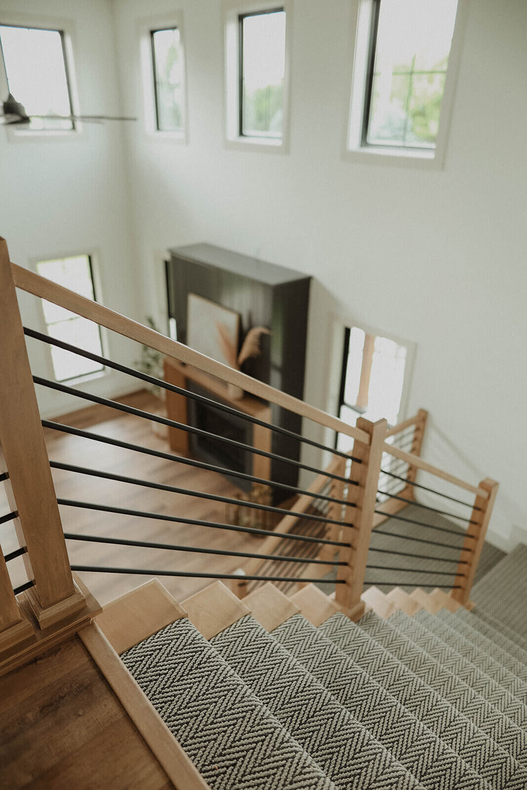L-Ave-Stairs-Interior-Design-Grimes-Des-Moines-Waukee-West-Des-Moines-Ankeny-Lake-Panorama-Central-Iowa-3F1A2733(1)