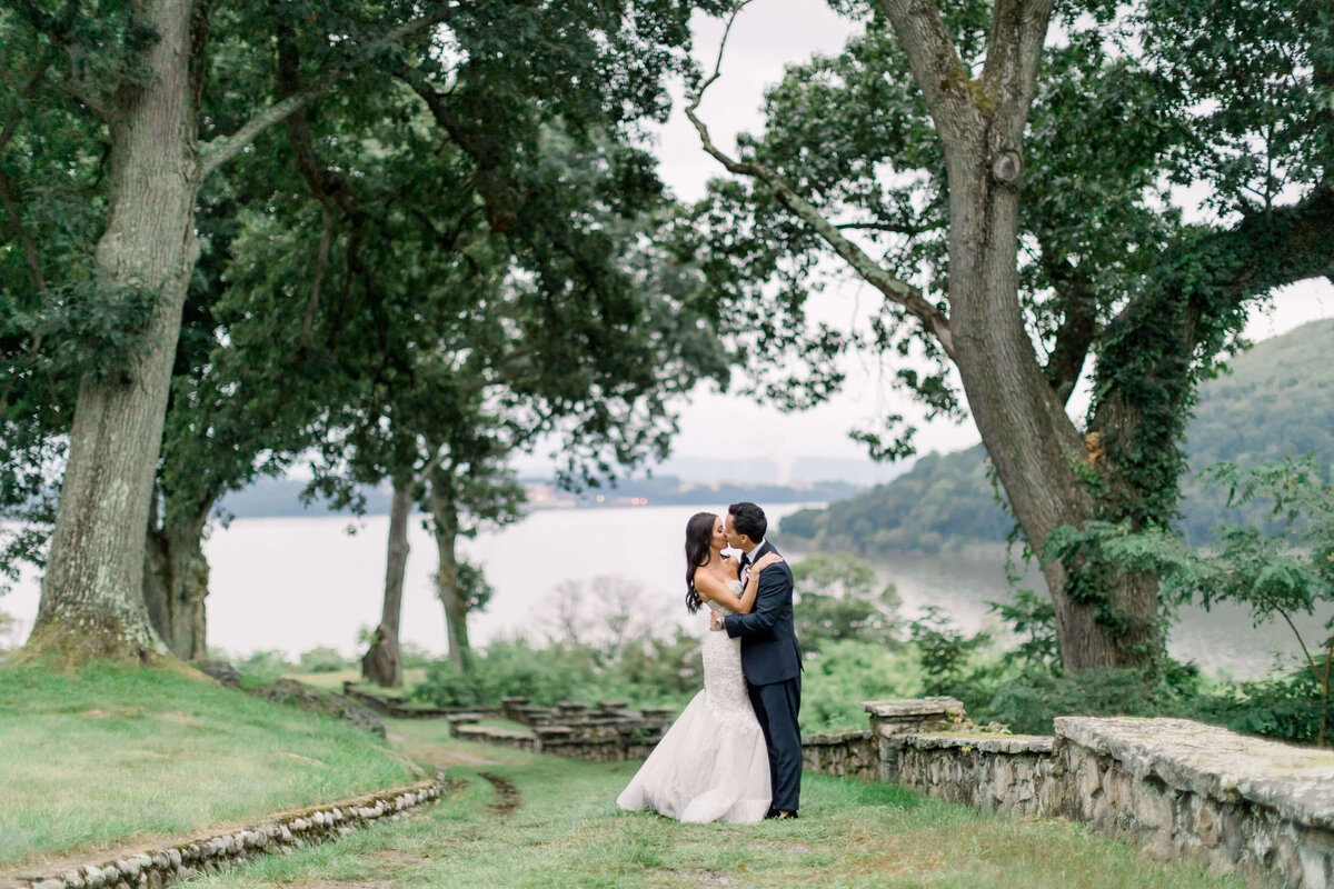Monteverde_at_Oldstone_Wedding_050