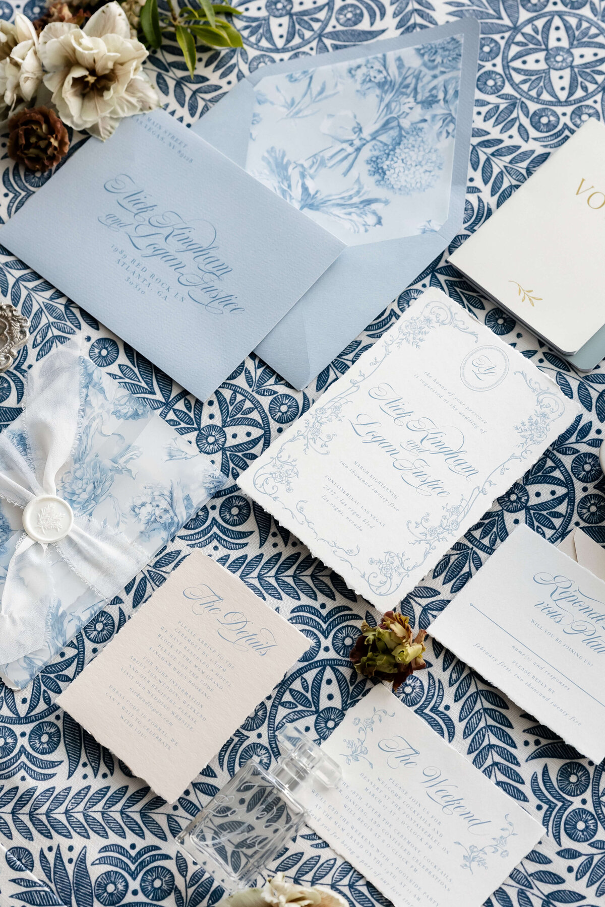 28_riskyexposure_n_las-vegas-elopement-photography-weddings