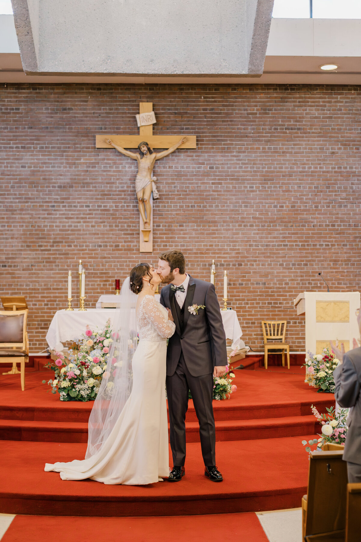 Gabriella & Connor Wedding Sneak Peeks-46