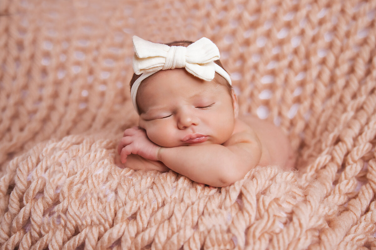 Elona shea photography kids newborn studio photos