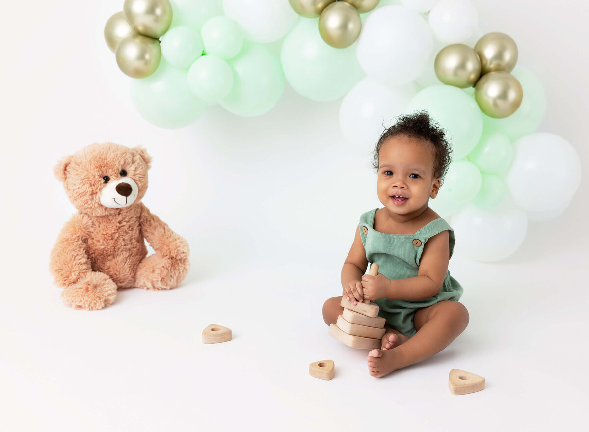 Cake smash mint & white theme boy cake smash