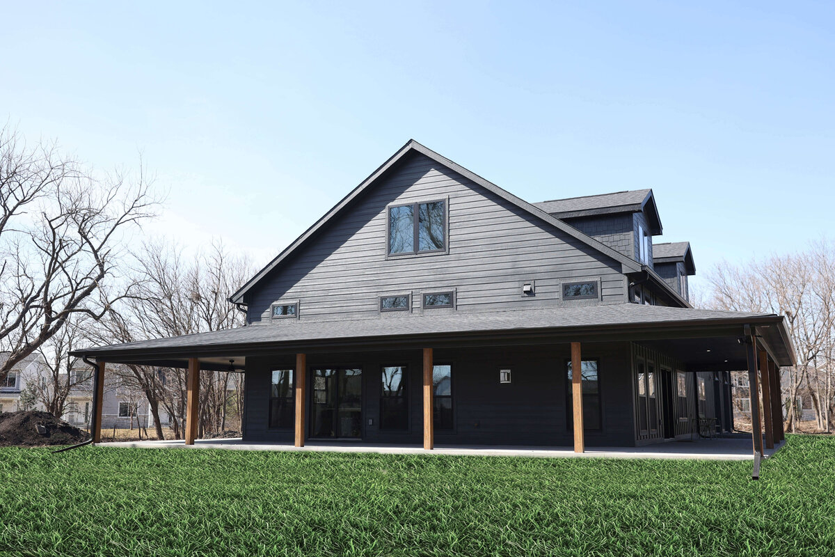 500-Exterior-Waukee-Central-Iowa-Custom-Home-JRL-Builders-3F1A9963