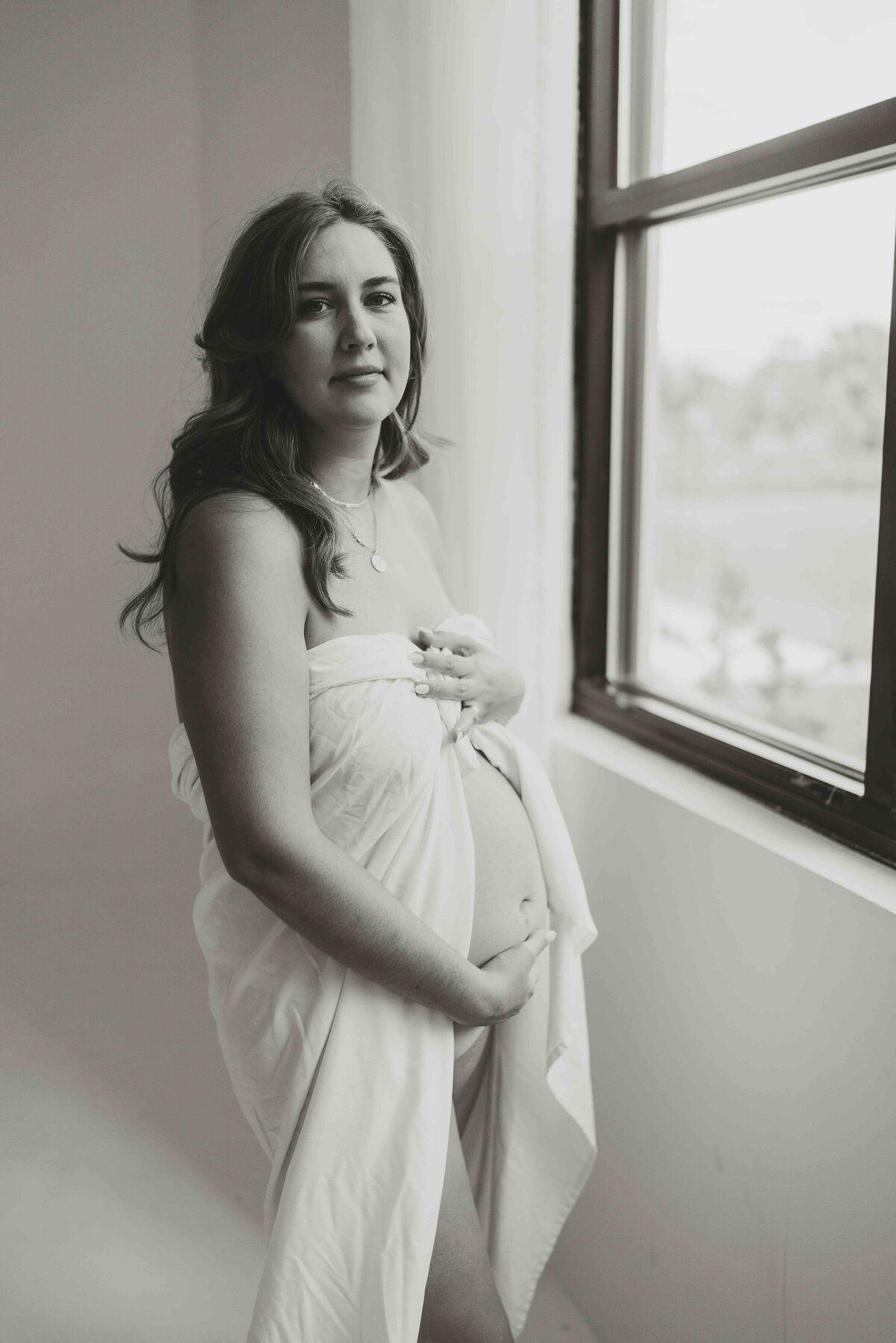 MichaelaMaternityBW-45