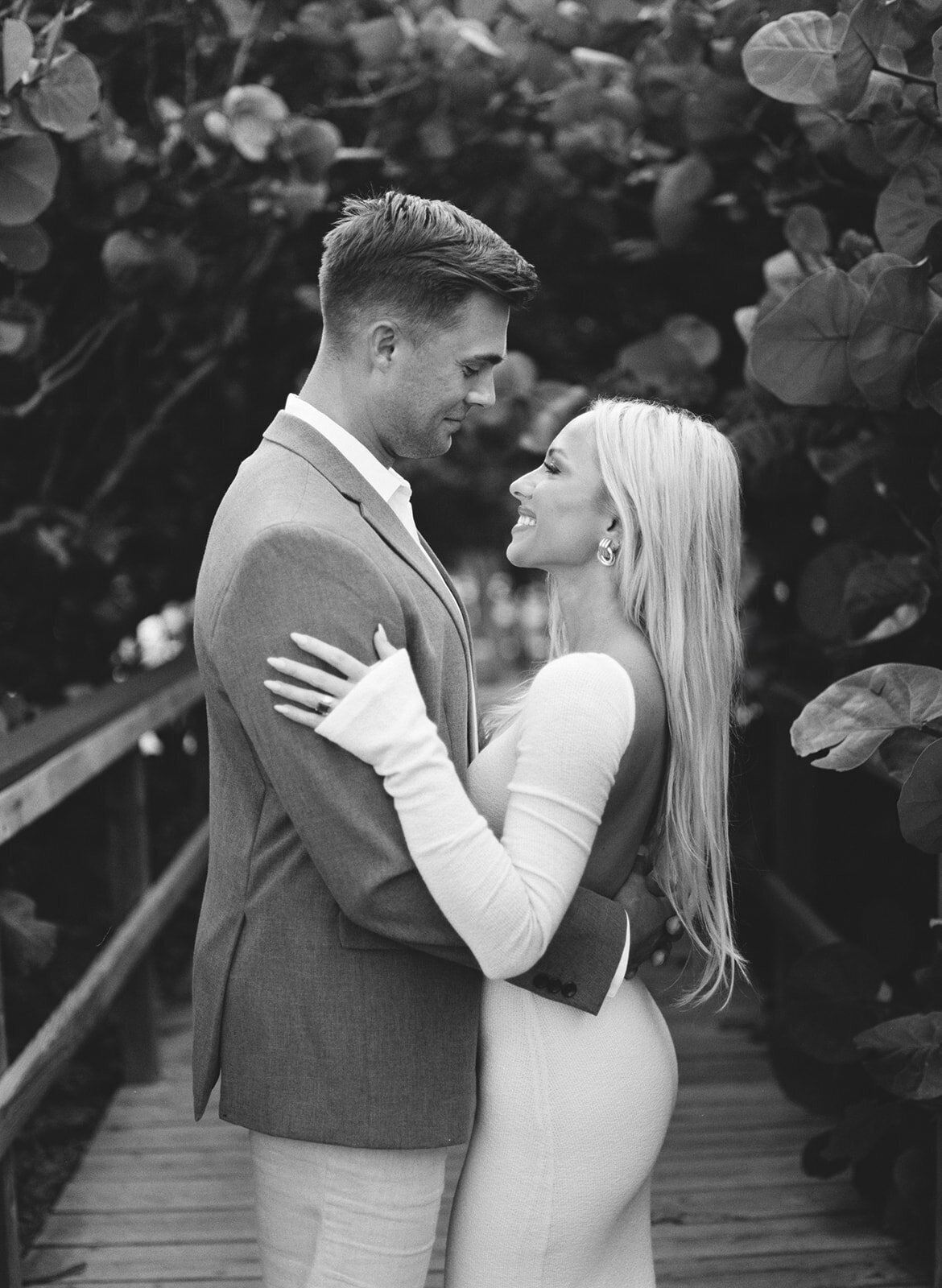 Jupiter Beach Engagement Session_0027