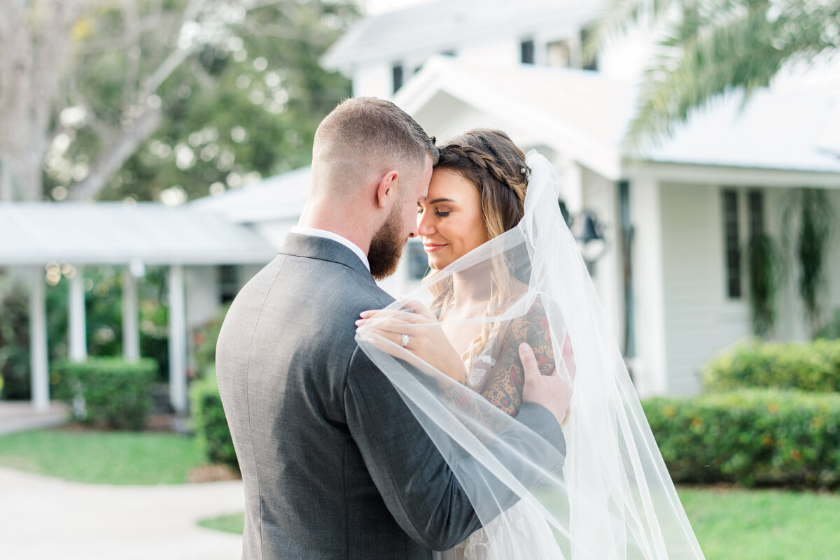 Sarah & James Up the Creek Farms Wedding Decklan House | Lisa Marshall Photography