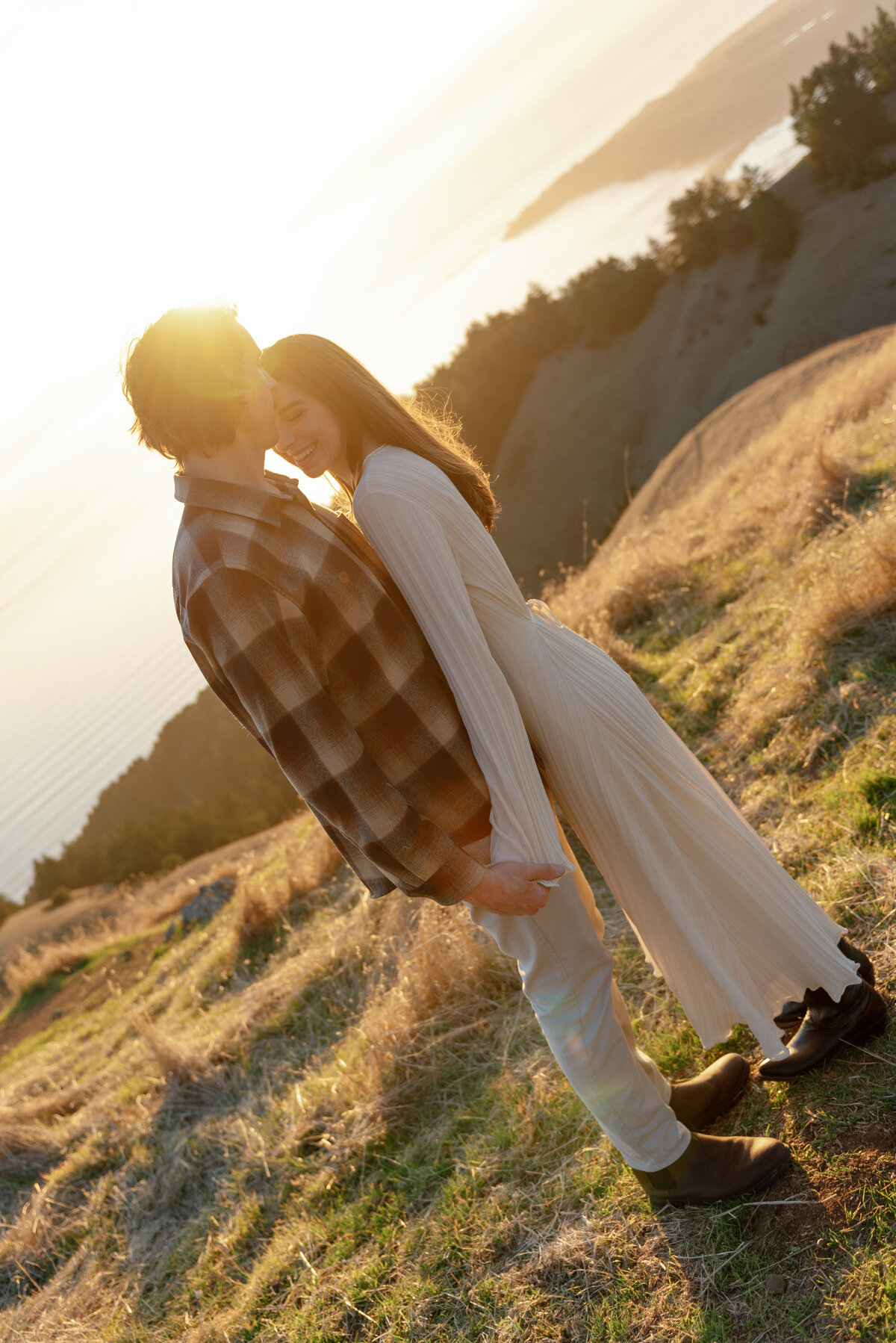 Emma+Brian-Mt-Tam-Engagement-Session-222