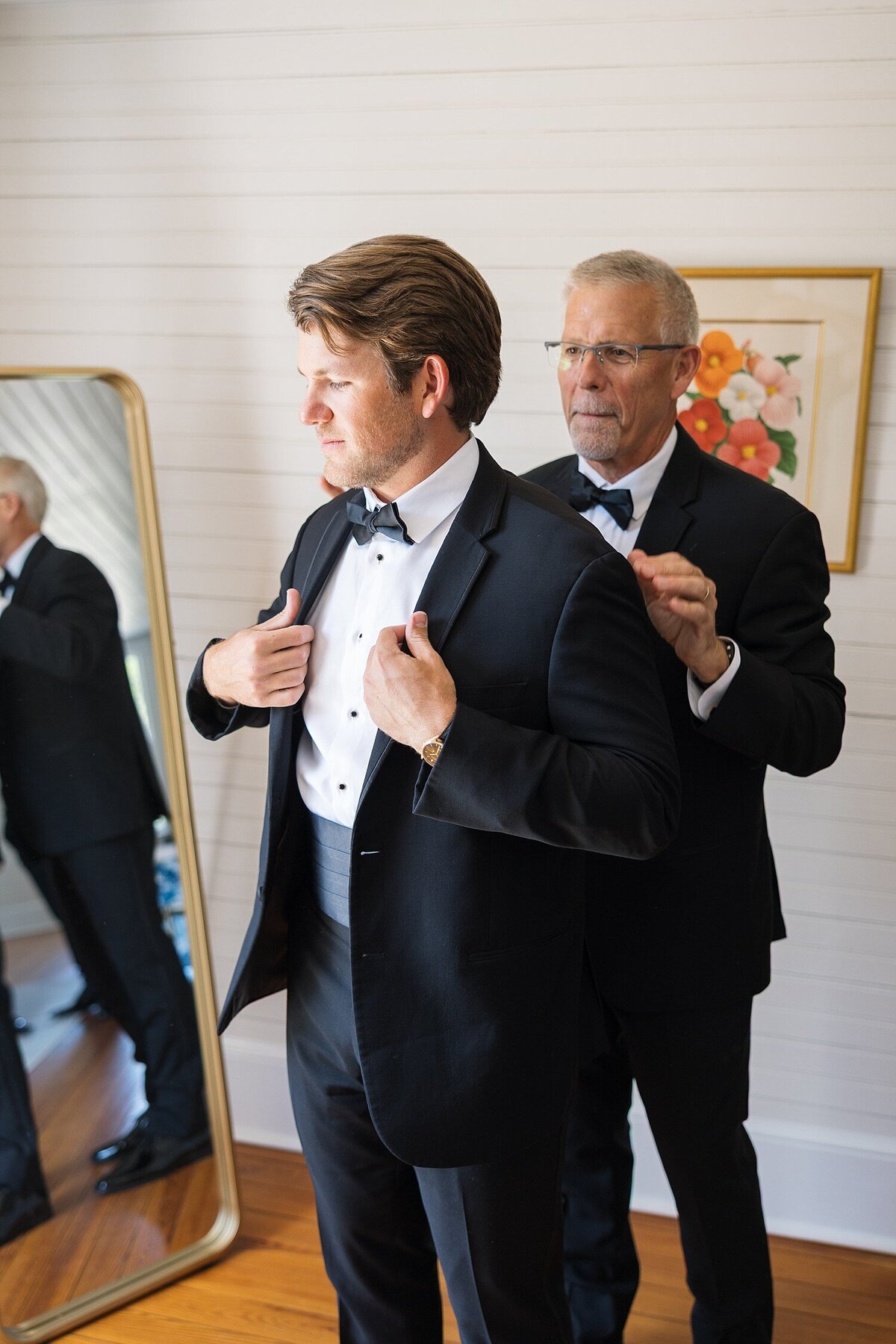 The-Upchurch-Cary-Wedding-Photographer-Timeless-Spring-Wedding-Sarah-Hinckley-Photography-valkeaton2025-_0004