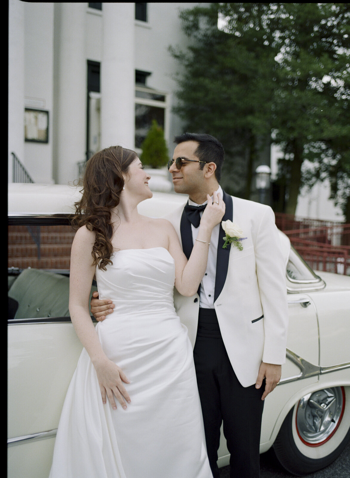 tarrytown-house-estate-on-the-hudson-film-wedding-photographer-nyc-56