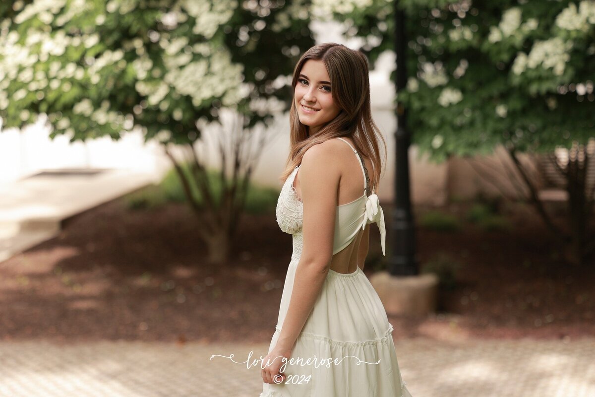 Lehigh-valley-photographer-lori-generose-lg-photography-senior-girl-northampton-pa