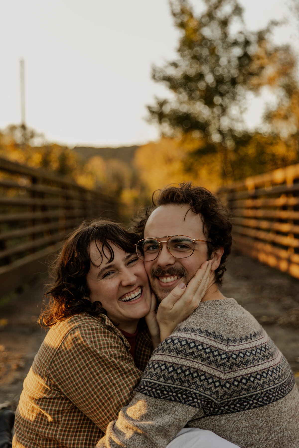 Cuddly Couples Photos in White Water State Park MN