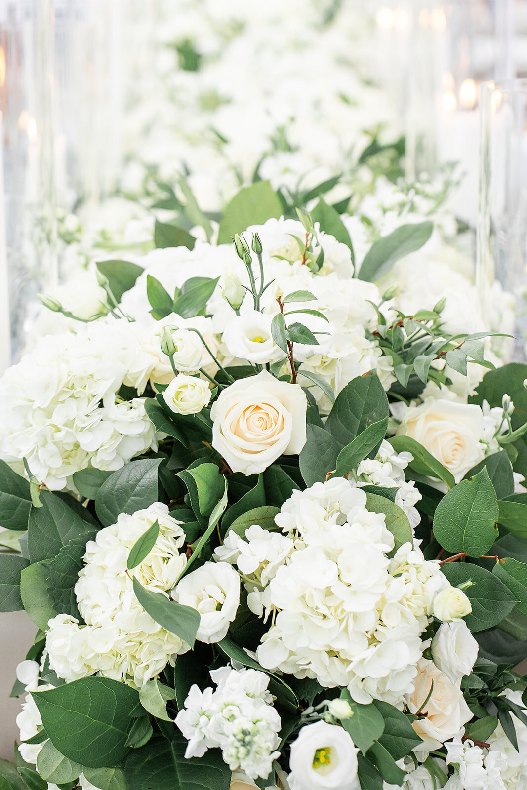 wedding-flowers-at-guilford-yacht-club-jen-strunk-events