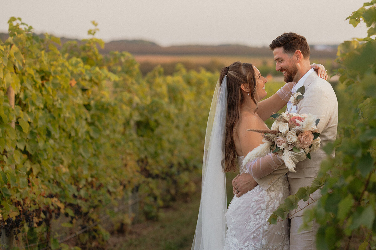 michigan hawaii elopement photographer