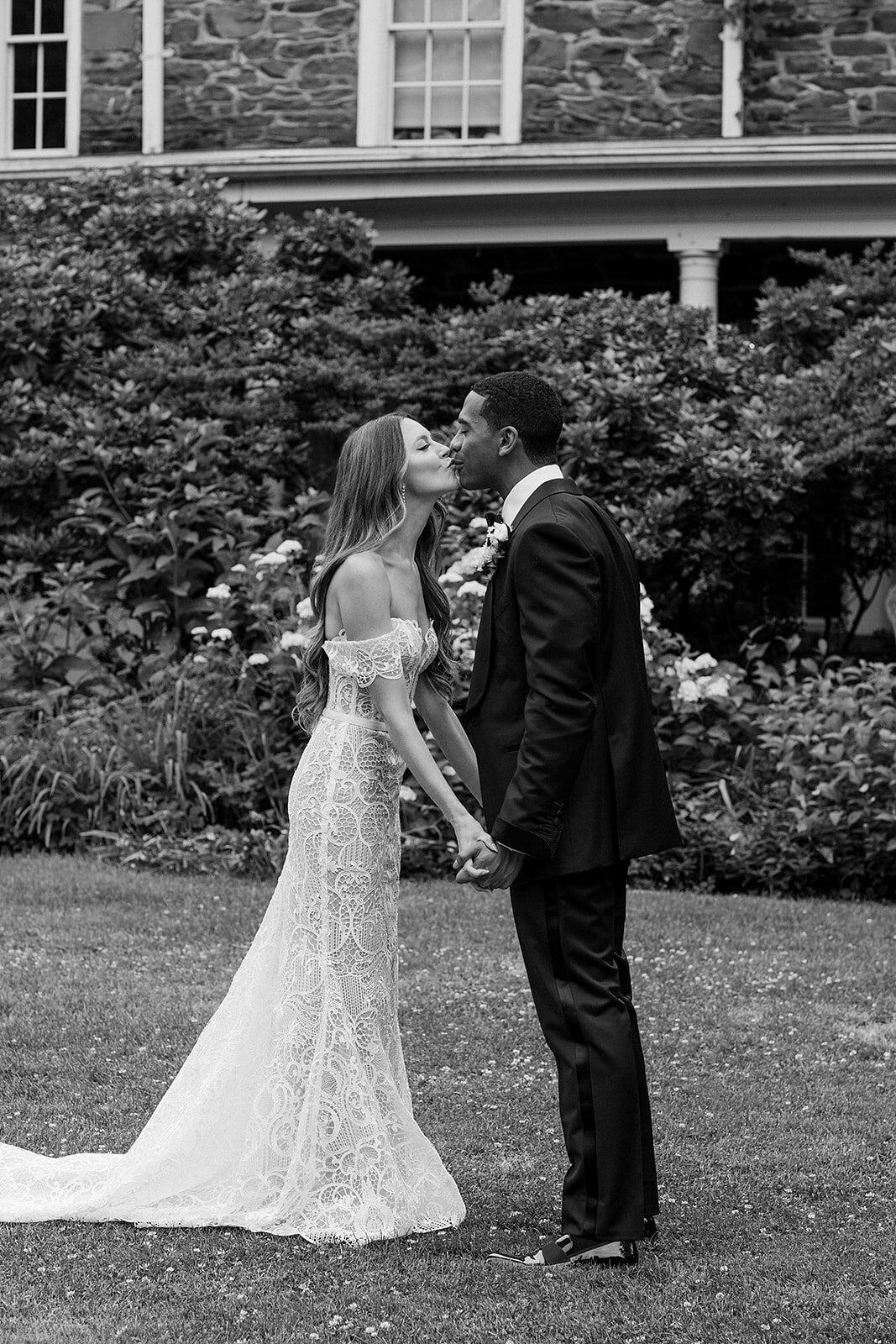 KateEdwardsWeddings_Irma&Mischa_WeddingFinals-208