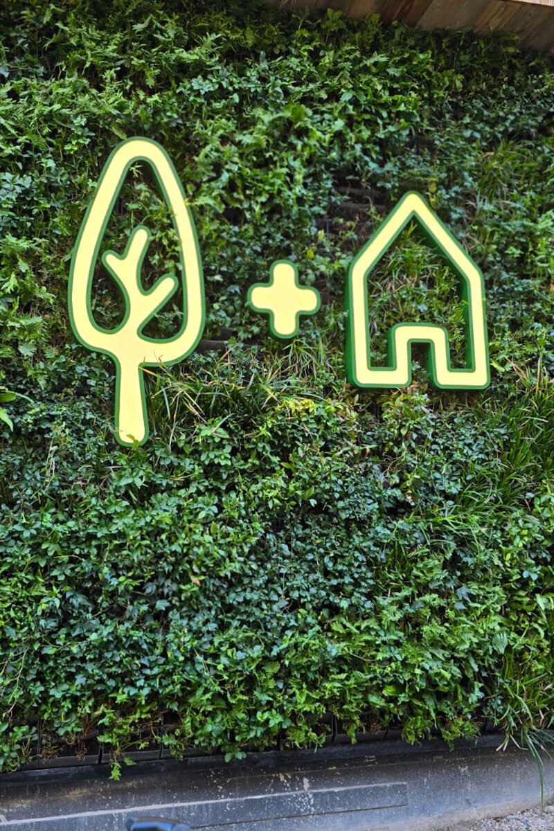 ellis-signs-built-up-logo-treehouse-hotels-manchester