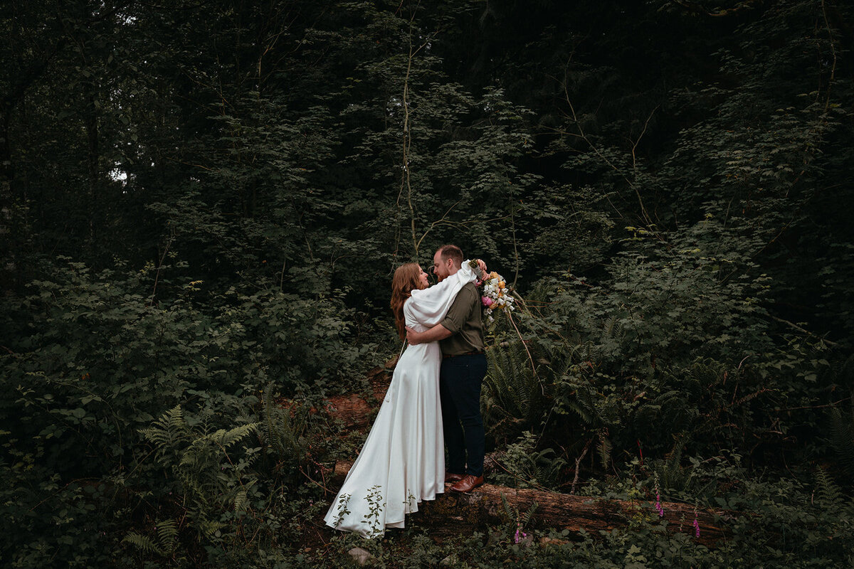 Wedding Photography at The Ruins in Seattle Washington - Photography by Michael Inglima