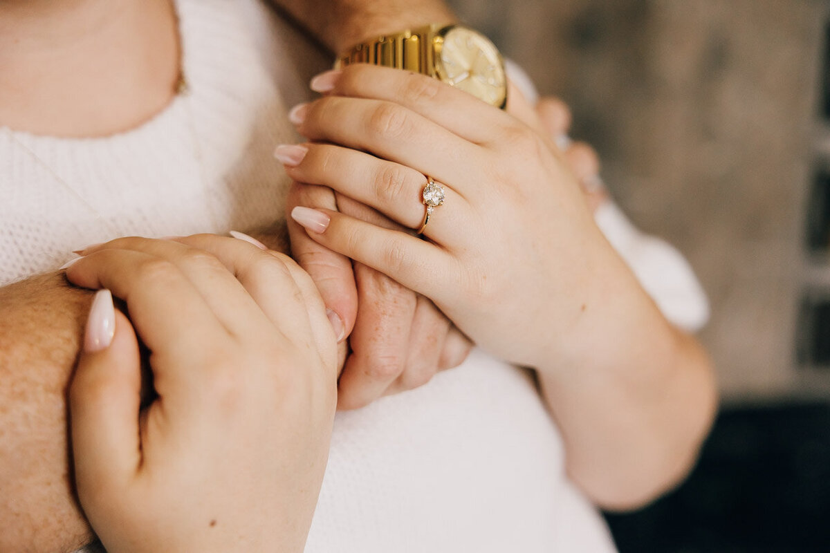 Frist-Museum-Downtown-Nashville-Engagement-Session-19