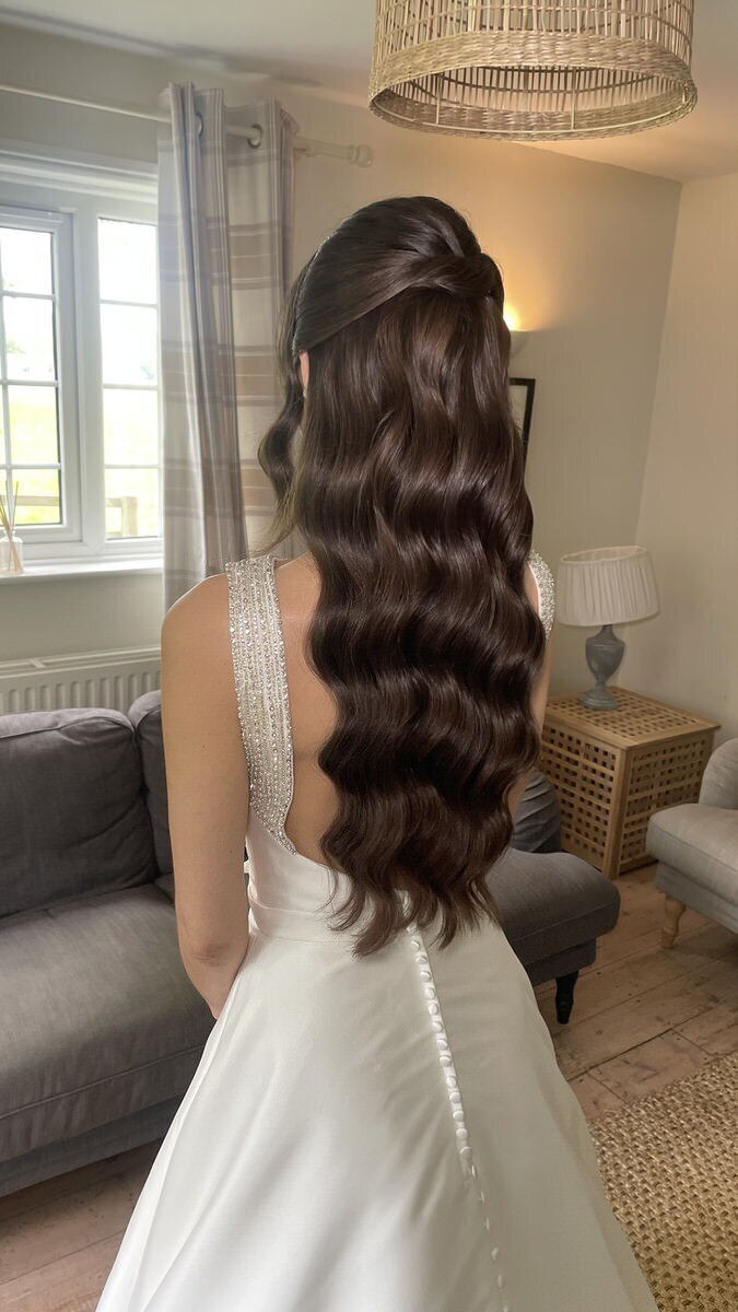 elegant-bridal-hair-berkshire (17)