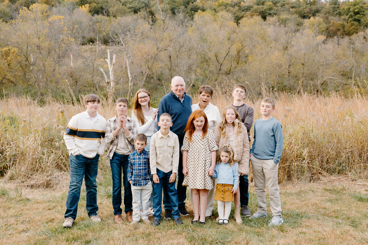 christina_ney_photography_wedding_engagement_lifestyle_photographer_dubuque_iowa_wedding_planning_assistance_adventurous_bold_laidback Family Photography42