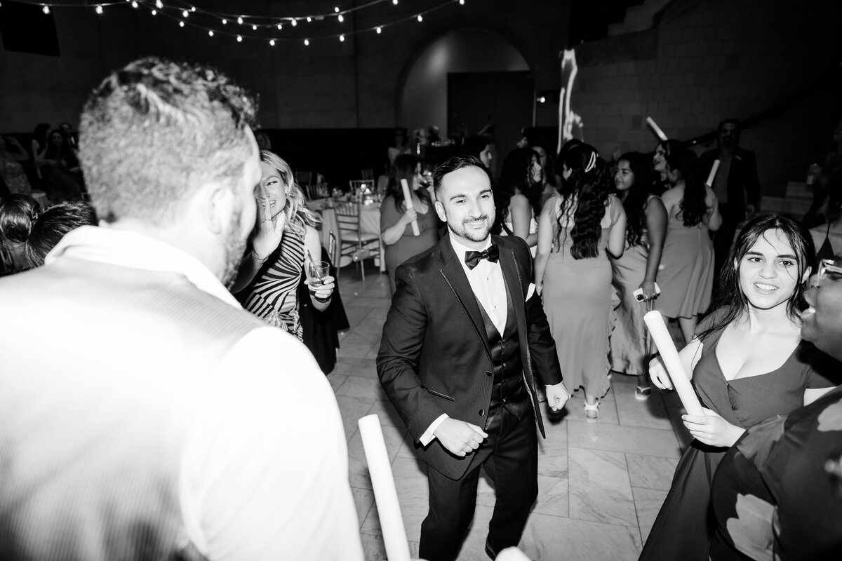 kasia-sickau-photography-cincinnati-ohio-wedding-photographer-caitlyn-mohammed-cincinnati-art-museum-wedding12