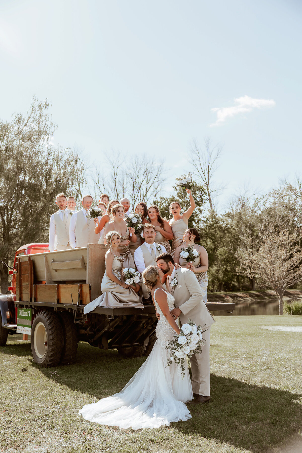 Northeast Wisconsin Wedding and Family Photographer