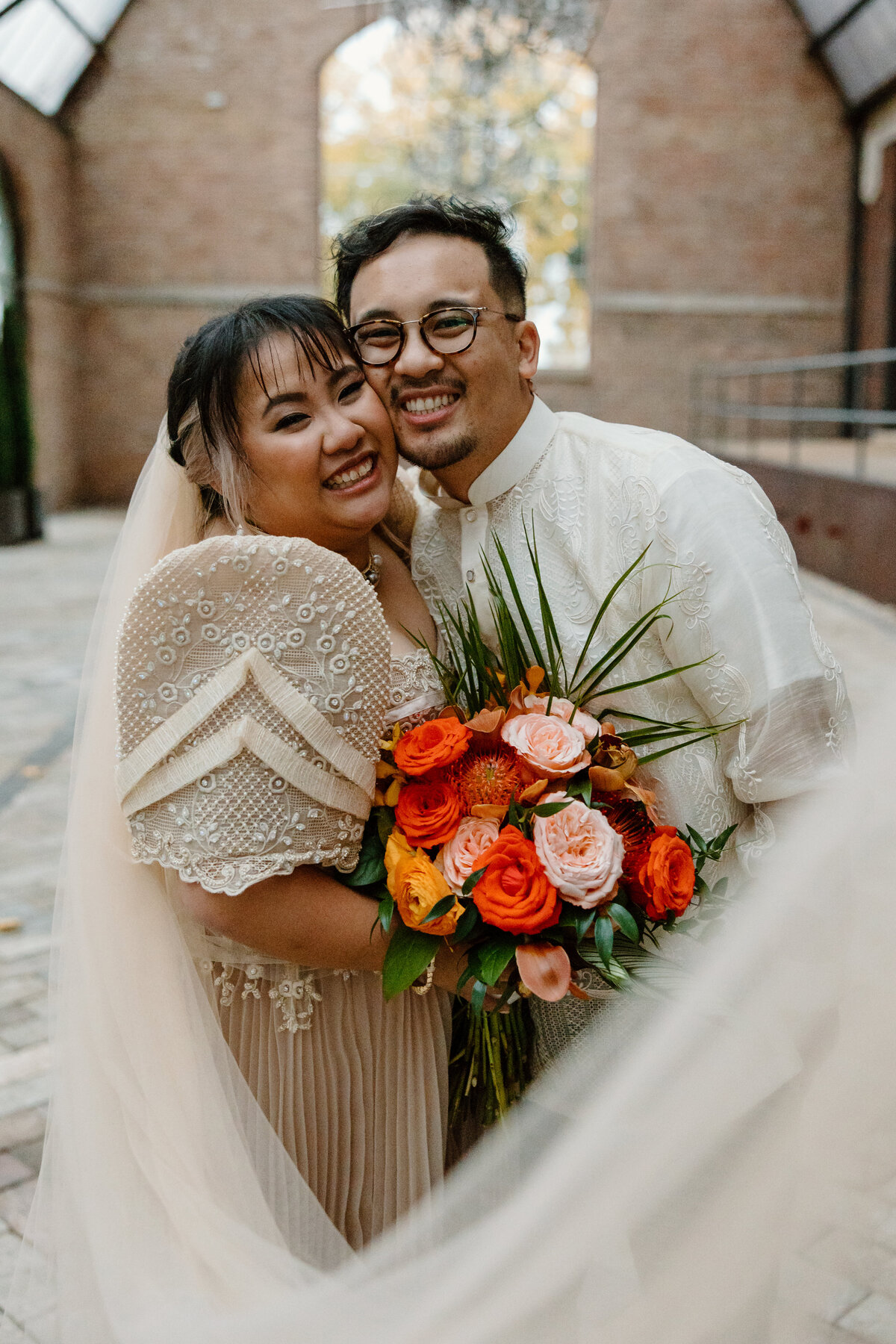 102923-Angelica&Dennis-Wedding-FirstLook-EmmaPetersenPhotography-127