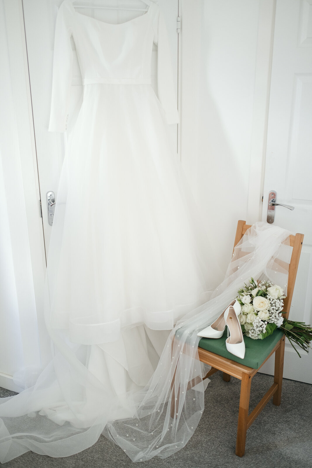 Elegant Wedding at Morley Hayes Golf Club - Derbyshire Wedding Photography-48