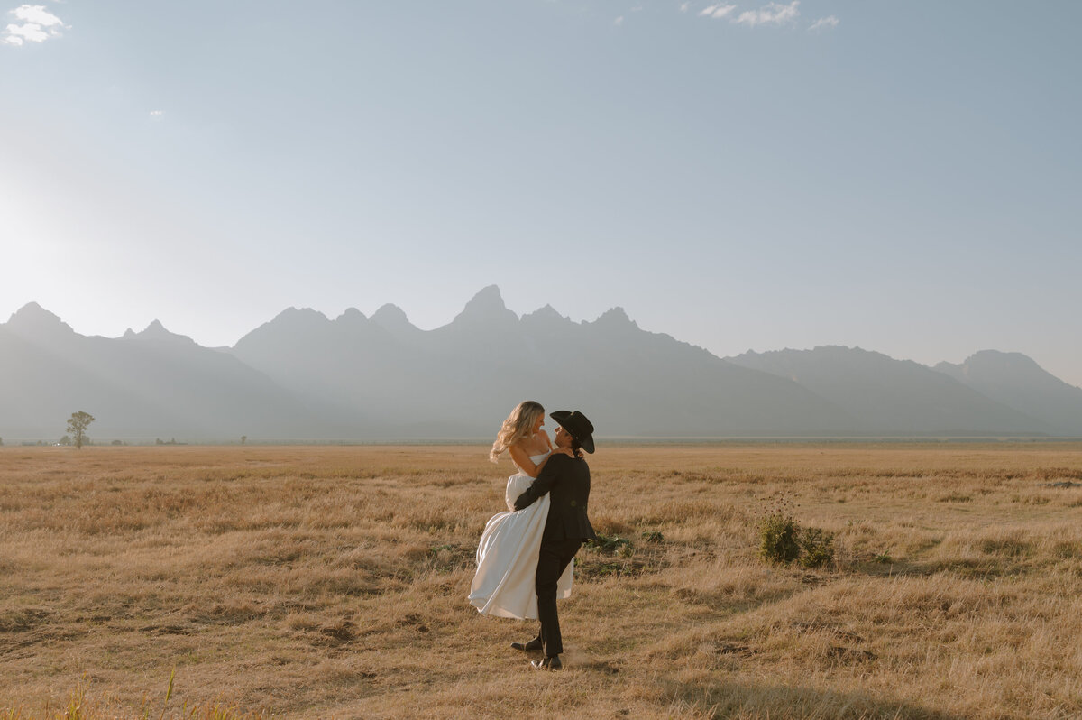 north-mormon-row-elopement-jackson-hole-wyoming-470