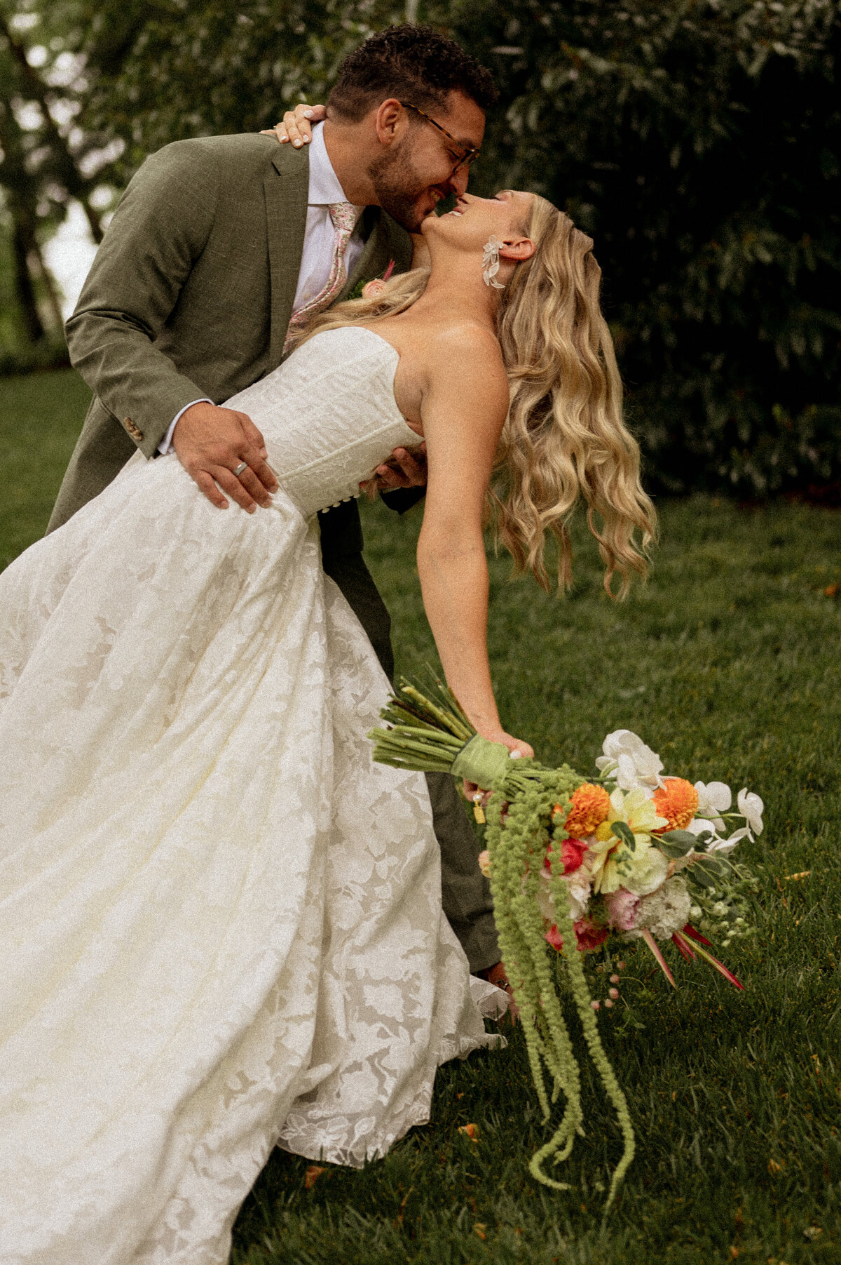 MeredithDevonWeddingSneaks-71