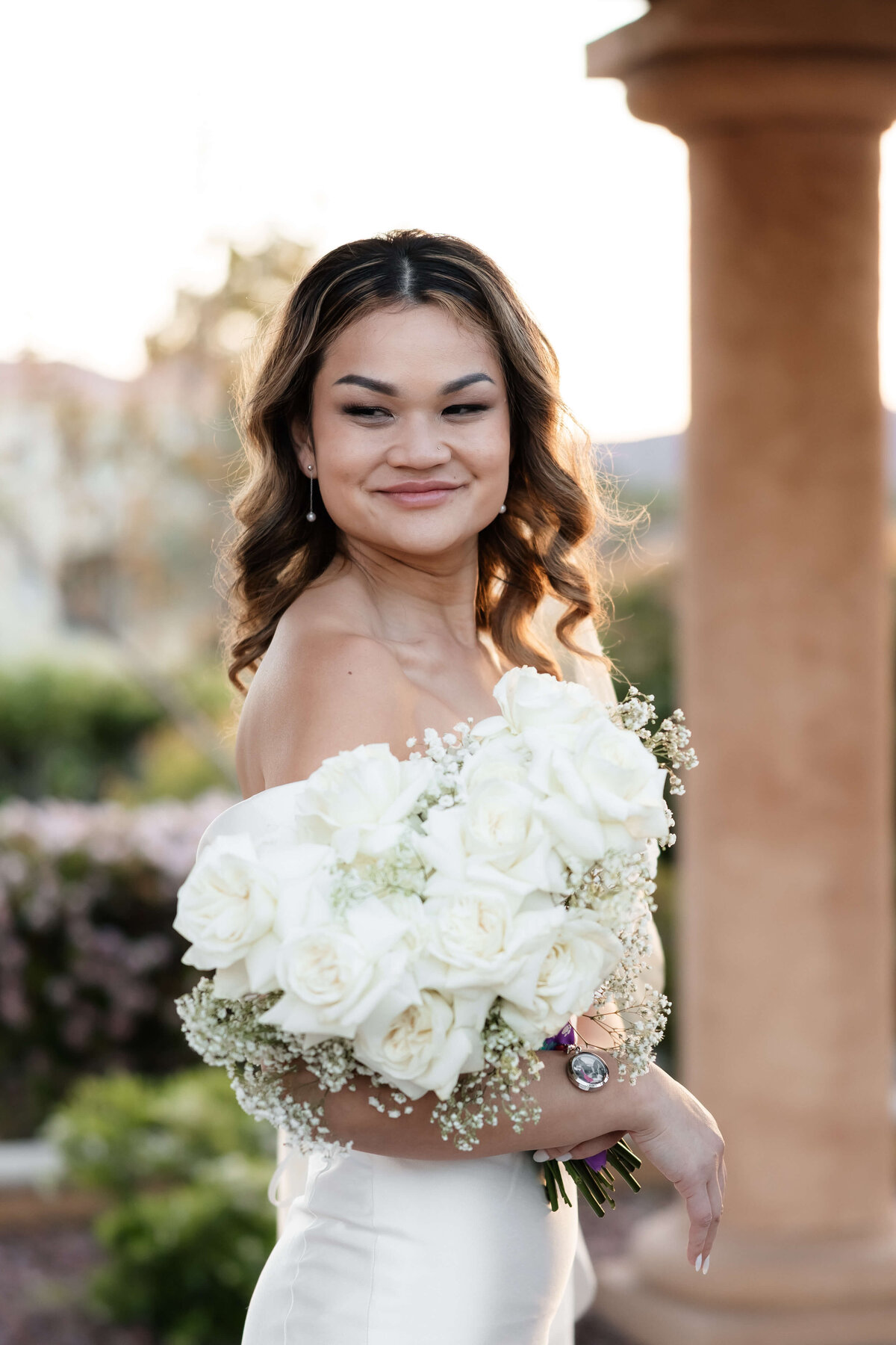 130_riskyexposure_marley-simon_las-vegas-elopement-photography