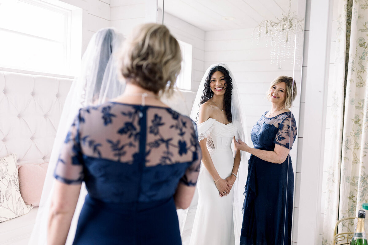 TEWC_Destanee & Nick_B Getting Ready-17_(2048)