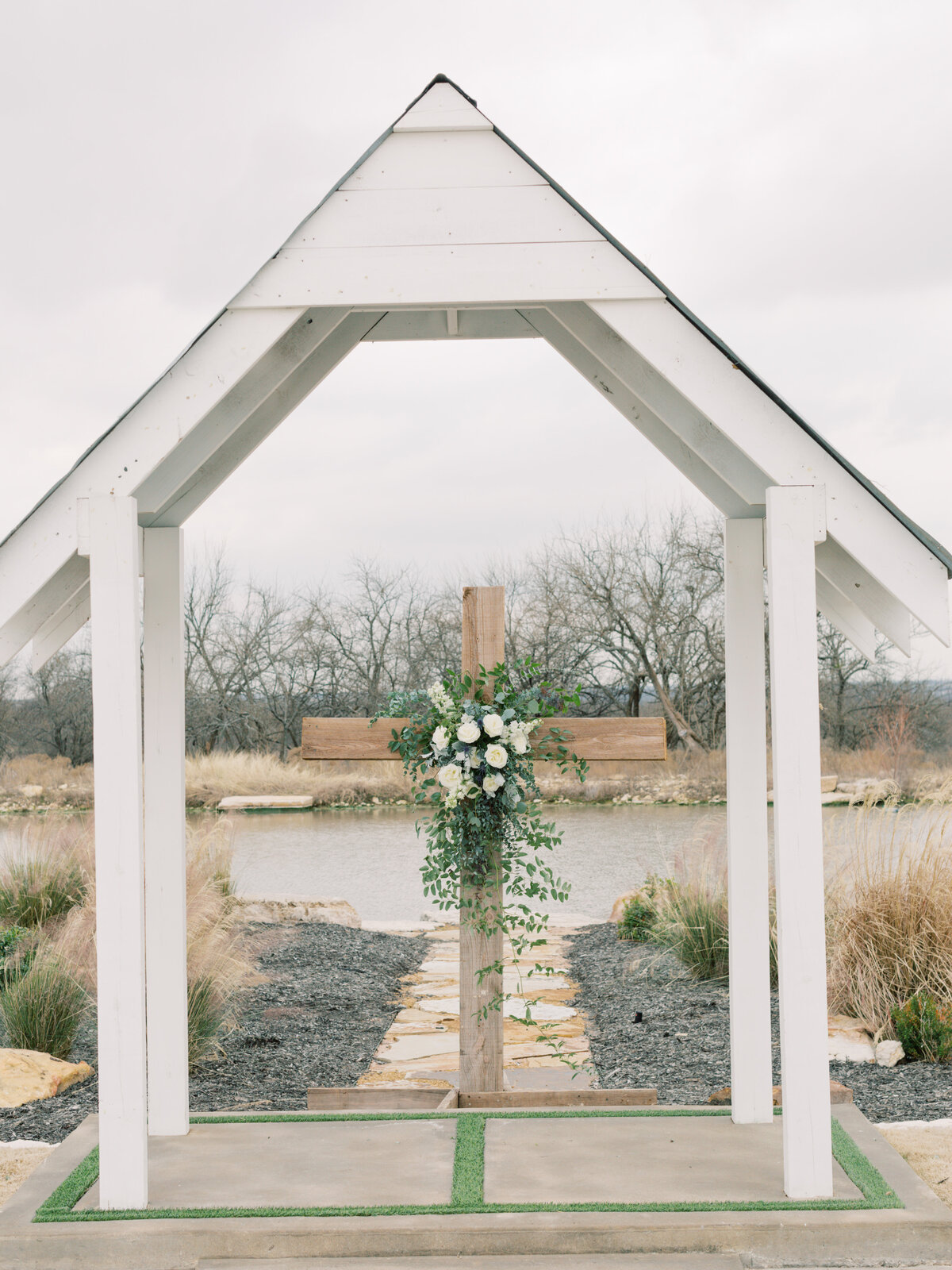 the-nest-at-ruth-farms-wedding-mackenzie-reiter-photography-39